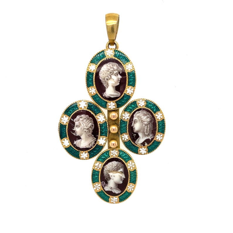 A Georgian Very Fine 22ct Gold Enamel Portrait Pendant