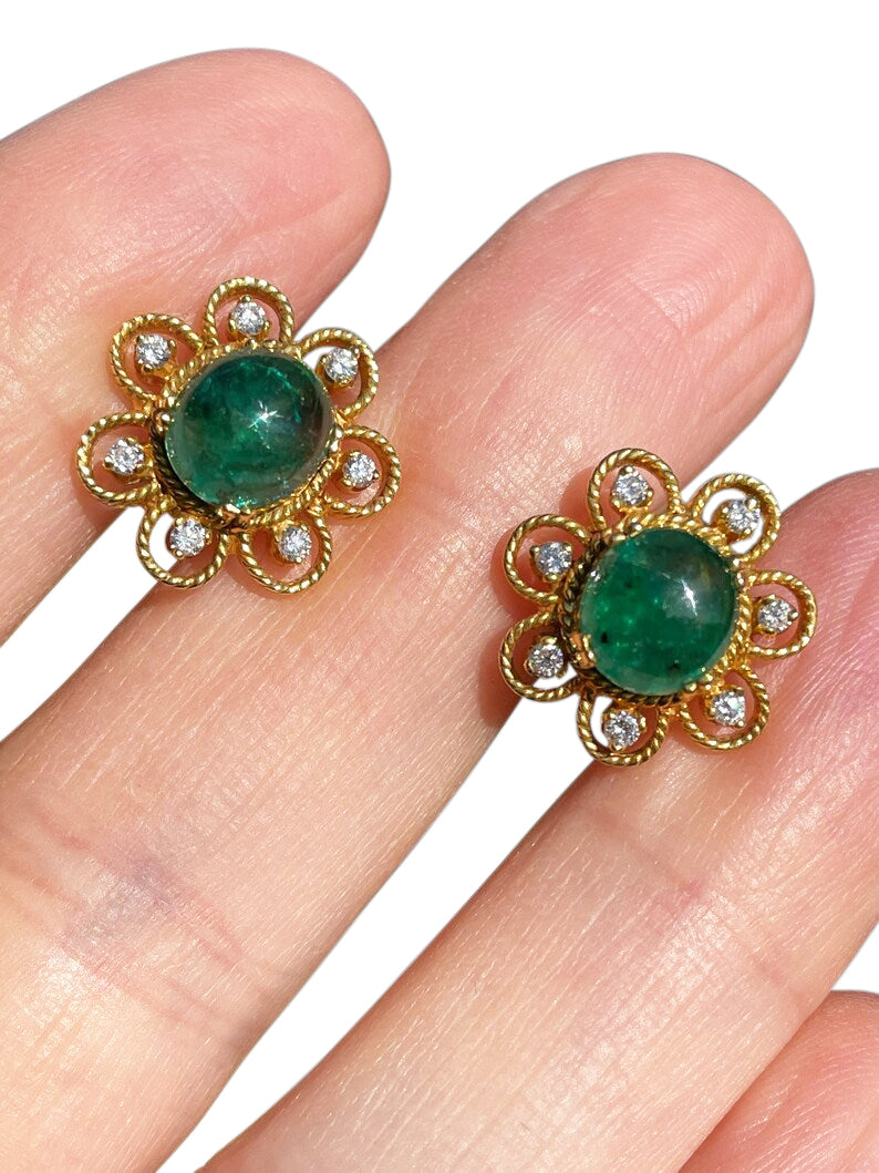 Emerald sale cabochon earrings