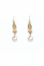 Pearl and Diamond 18 Karat Gold Earrings