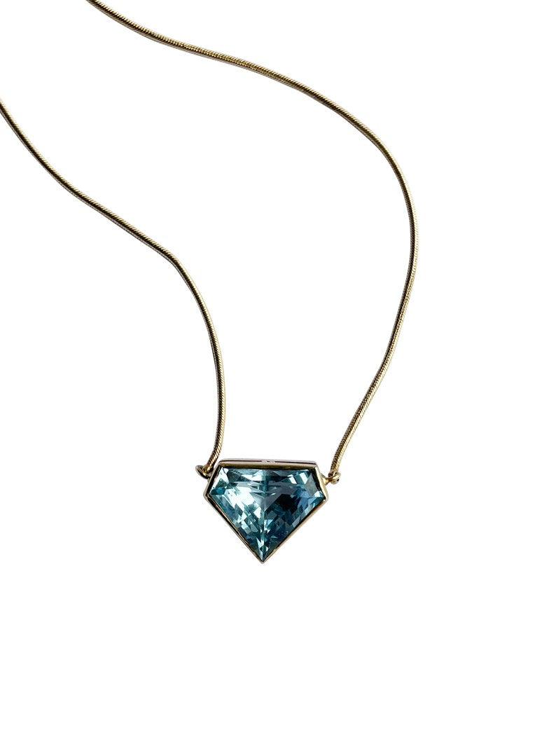 Aquamarine 18 Karat Gold Necklace